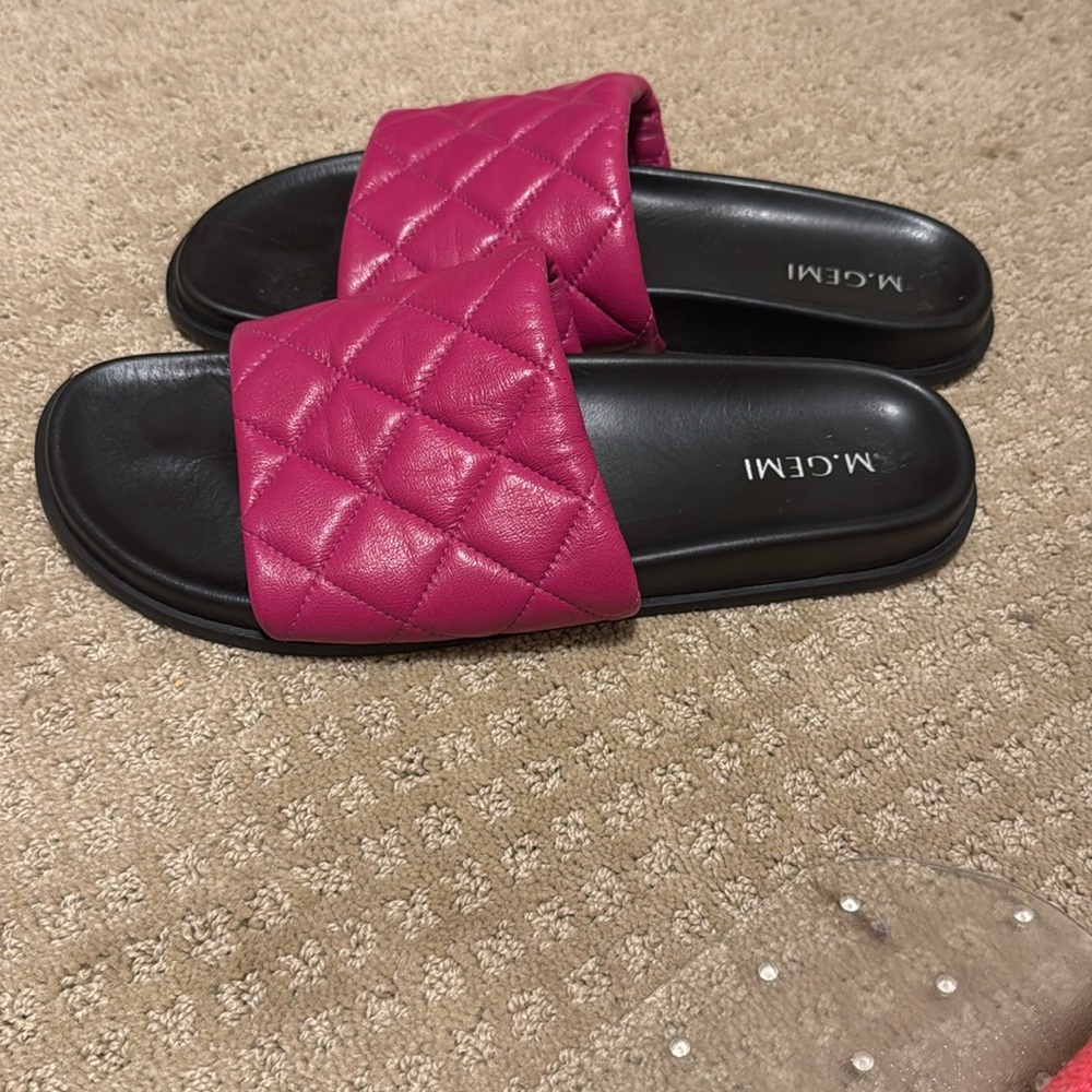 M Gemi Quilted Slide - Picture 3 of 6